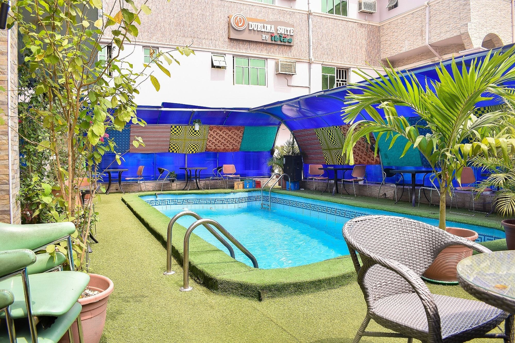 Dublina Suites Festac Town Ngoại thất bức ảnh