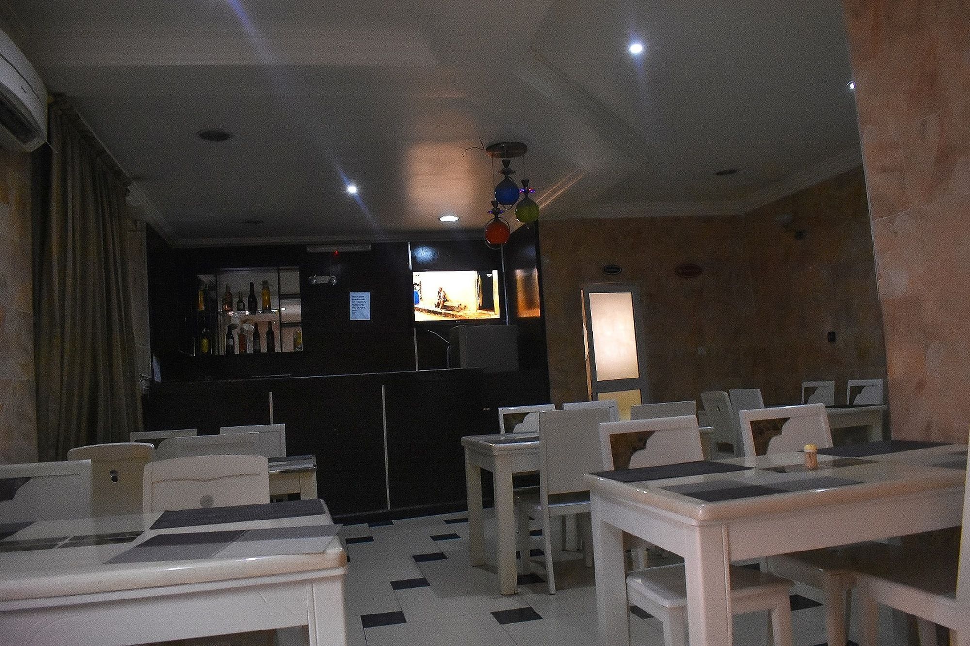 Dublina Suites Festac Town Ngoại thất bức ảnh